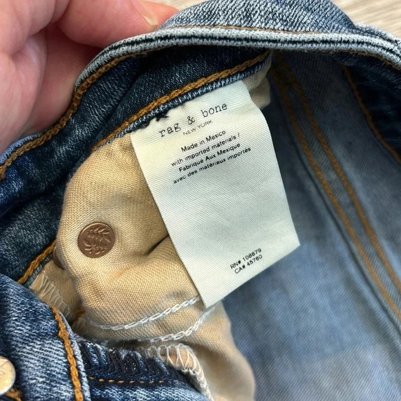 Rag & Bone Cate Mid-Rise Skinny Jeans with Distressed Knee in Blue sz 26 - Picture 11 of 16